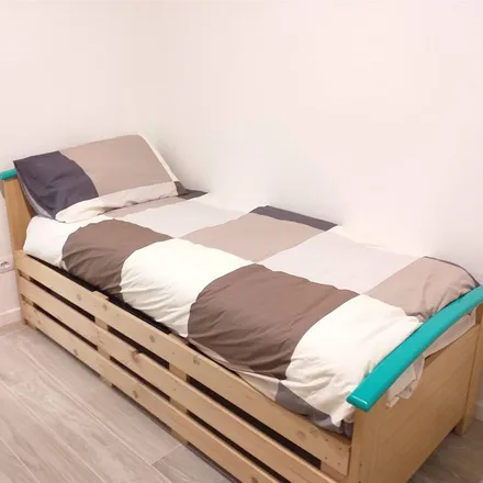 Rent this 5 bed apartment on Tecnocasa in Via Masaccio, 50132 Florence FI