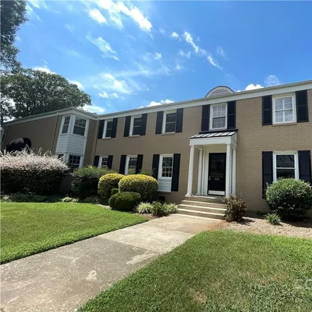 Buy this 2 bed condo on 405 Wakefield Drive in Charlotte, NC 28209