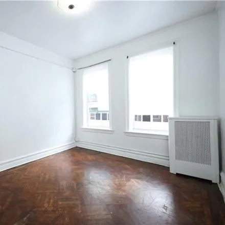 Image 7 - 848 56th St, Brooklyn, New York, 11220 - House for sale