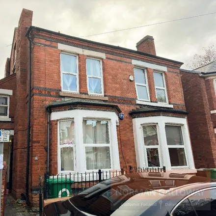 Rent this 5 bed duplex on 20 Gregory Avenue in Nottingham, NG7 2EQ