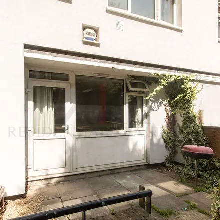 Image 3 - Jacob House, Chambers Street, London, SE16 4WG, United Kingdom - Apartment for rent