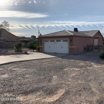 Image 3 - 4062 Windridge Cir, Las Cruces, New Mexico, 88012 - House for sale