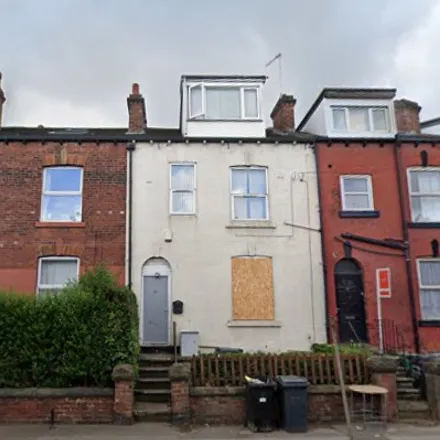 Rent this studio apartment on Whingate Wortley Road in Whingate, Leeds