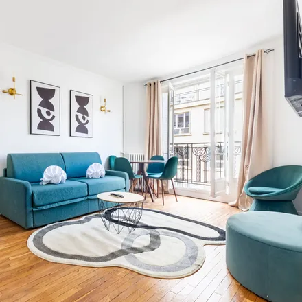 Rent this 3 bed apartment on 33b Rue du Banquier in 75013 Paris, France