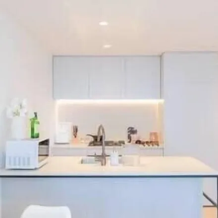 Image 8 - South Melbourne VIC 3205, Australia - Apartment for rent