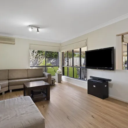 Rent this 4 bed apartment on 31 Tarra Place in Parkinson QLD 4115, Australia
