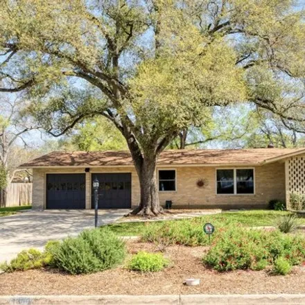Image 1 - 1387 Grey Oak Drive, San Antonio, TX 78213, USA - House for sale
