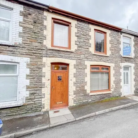 Buy this 3 bed townhouse on Glandŵr Street in Abertillery, NP13 1TZ