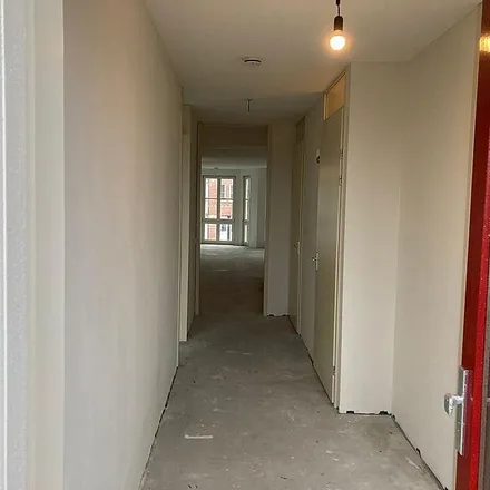 Rent this 1 bed apartment on Laan door de Veste 95 in 5708 ZZ Helmond, Netherlands