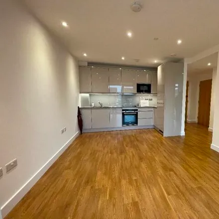 Image 6 - Bute Close, London, NW9 4FN, United Kingdom - Apartment for rent