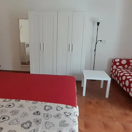 Rent this 4 bed apartment on Via dei Pandolfini in 4 R, 50122 Florence FI
