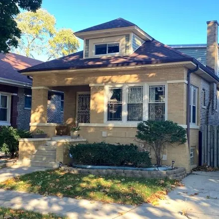 Buy this 4 bed house on 7543 South Cregier Avenue in Chicago, IL 60649