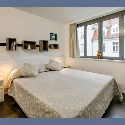 Rent this 2 bed apartment on Ismaninger Straße 50 in 81675 Munich, Germany