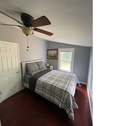 Rent this studio house on Fort Myers