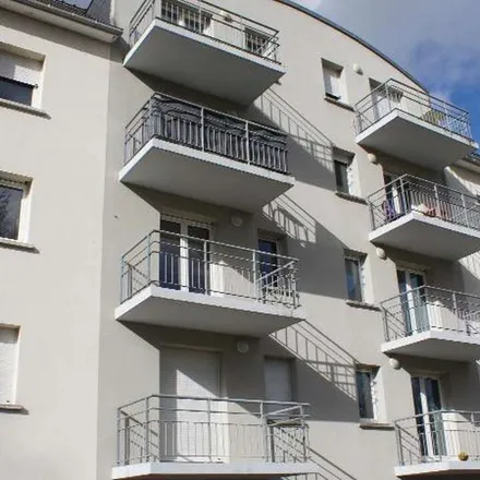 Image 4 - Rue le Verrier, 37300 Joué-lès-Tours, France - Apartment for rent