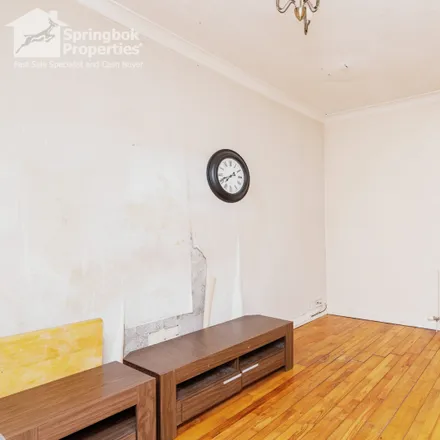 Image 4 - Montgomery Street - Apartment for sale