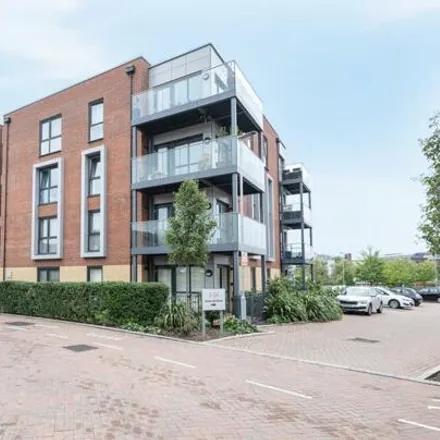 Buy this 1 bed apartment on Holmesley Road in Borehamwood, WD6 1AJ