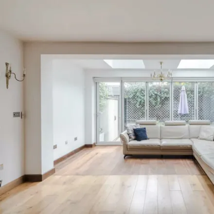 Image 2 - 34 Abbey Road, London, NW8 9AU, United Kingdom - House for sale