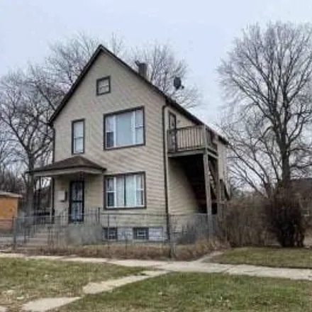Buy this 4 bed house on 301 West 117th Street in Chicago, IL 60628