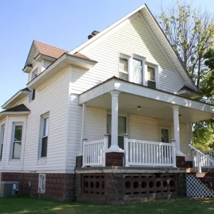 Buy this 2 bed house on 298 East Cherry Street in Albion, IL 62806