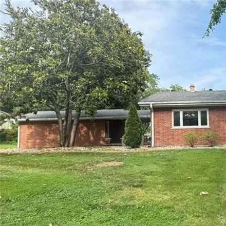 Buy this 3 bed house on 14 Fawnlily Dr in Belleville, Illinois