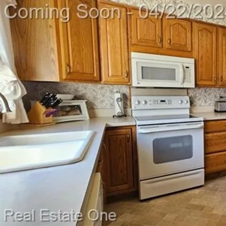 Image 7 - Dearborn Heights, MI - House for sale