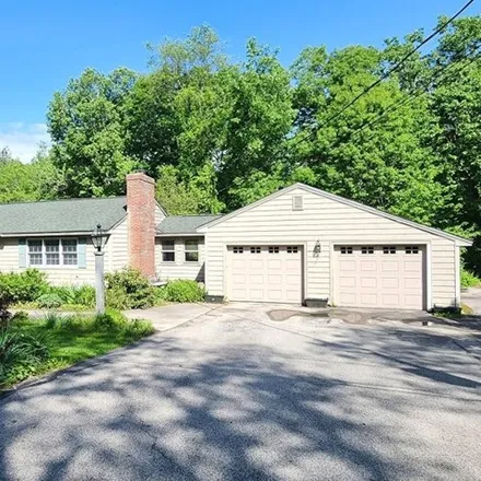 Buy this 3 bed house on 44 Bow Lane in Pembroke, Merrimack County