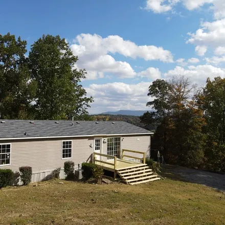 Buy this 3 bed house on 608 North Cunningham Road in Seymour, TN 37865