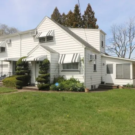 Buy this 4 bed house on 1 Beverly Court in Belleville, NJ 07109