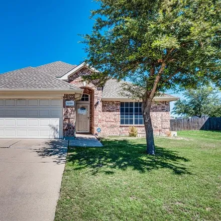 Buy this 3 bed house on 1208 Lake Forest Drive in Lakewood, Grand Prairie