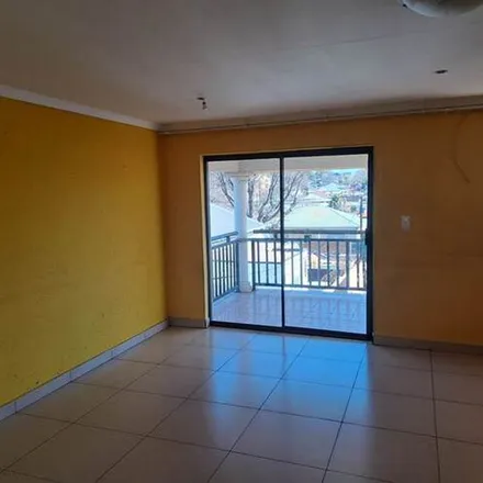 Image 2 - Marie Street, Linmeyer, Johannesburg, 2001, South Africa - Apartment for rent