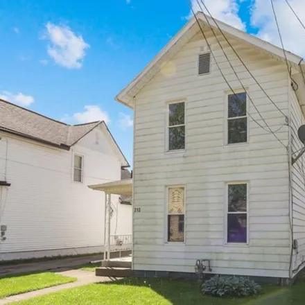 Buy this 3 bed house on 211 Wilson Street in Newark, OH 43055