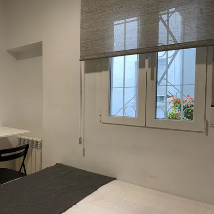Rent this 2 bed apartment on Madrid in Calle de Don Ramón de la Cruz, 50