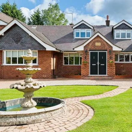 Image 3 - Anglesey Drive, Poynton, SK12 1BT, United Kingdom - House for sale