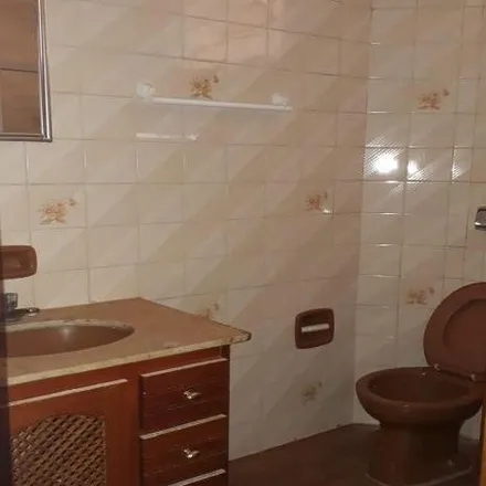 Rent this 2 bed apartment on Rua Cuiabá in Jardim Brasil, Catanduva - SP