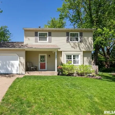 Buy this 3 bed house on 3430 Pleasant Drive in Pleasant Valley Township, Bettendorf