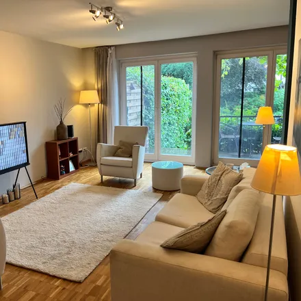 Rent this 2 bed apartment on Eickhoffweg 37 in 22041 Hamburg, Germany