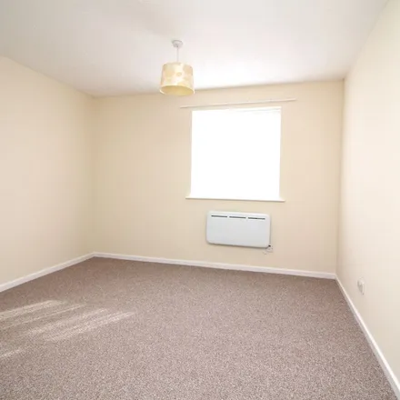 Rent this 2 bed apartment on Westmarsh Drive in Palm Bay, Margate