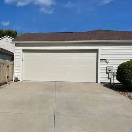 Buy this 2 bed condo on 4809 Scotch Pine Way in North Ridgeville, OH 44039