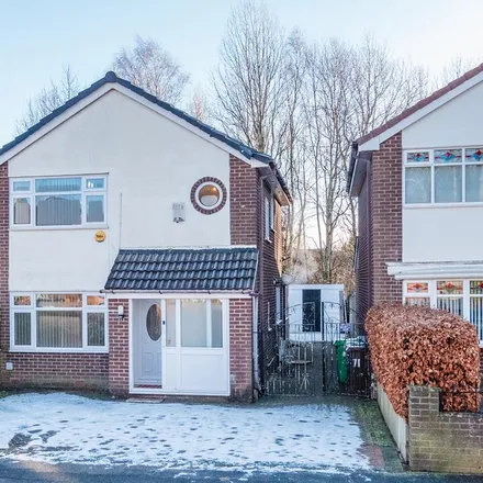 Rent this 3 bed house on The Fairway in Manchester, M40 3NE