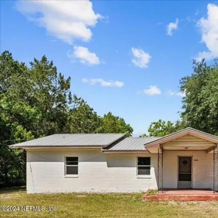 Buy this 3 bed house on 118 Norwood Court in Putnam County, FL 32177