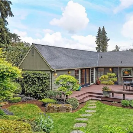 Buy this 3 bed house on 1201 26th Avenue East in Seattle, WA 98112