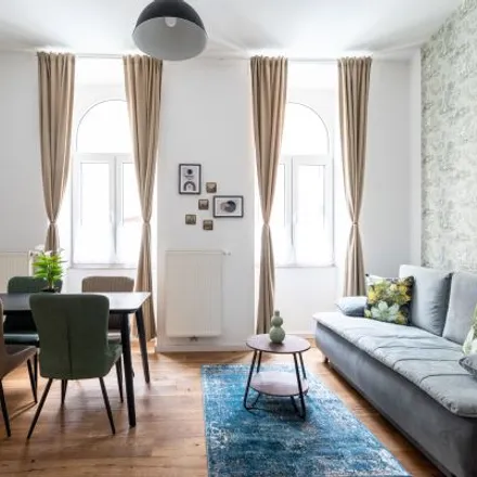 Rent this 3 bed apartment on Linke Wienzeile 164 in 1060 Vienna, Austria