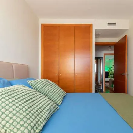 Rent this 2 bed apartment on Centro de Acogida a Refugiados de Mislata in Camí Vell de Xirivella, 2