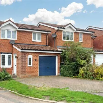 Buy this 3 bed house on unnamed road in Brackley, NN13 6HW