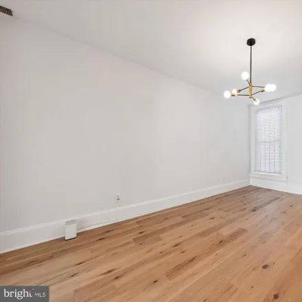 Image 6 - 1126 5th Street Northeast, Washington, DC 20002, USA - Townhouse for rent