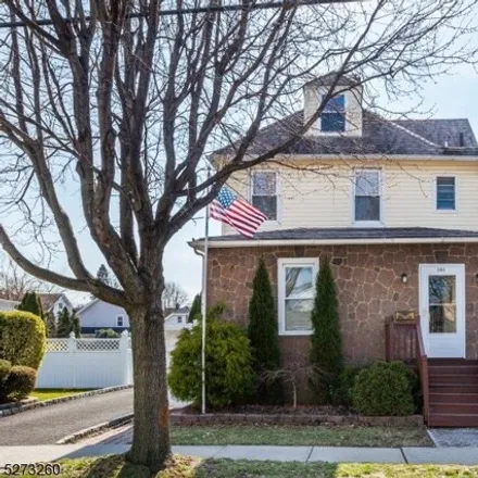 Rent this 3 bed house on Saint Paul's United Church of Christ in Willow Avenue, Garwood