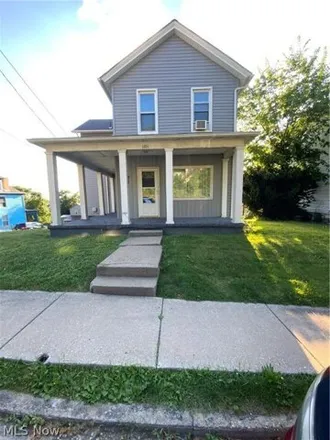 Buy this 3 bed house on 1201 Jennings Ave in East Liverpool, Ohio