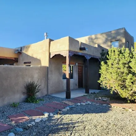Buy this 2 bed condo on 536 Apache Street in Taos, NM 87571