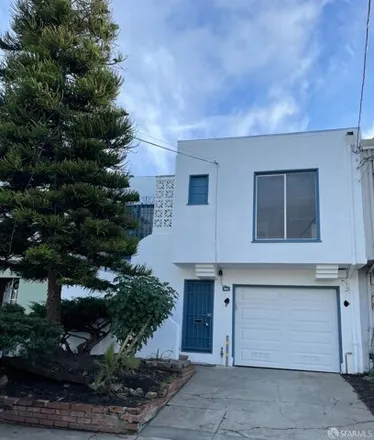 Buy this 4 bed house on 864 Rolph Street in San Francisco, CA 94112